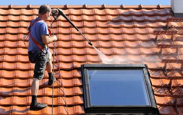 roof cleaning Chessetts Wood, Warwickshire