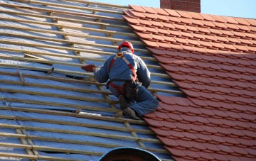 roof tiles Chessetts Wood, Warwickshire